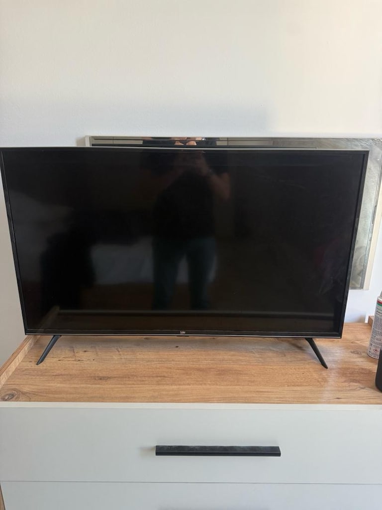 Beko 40inc smart tv - 2