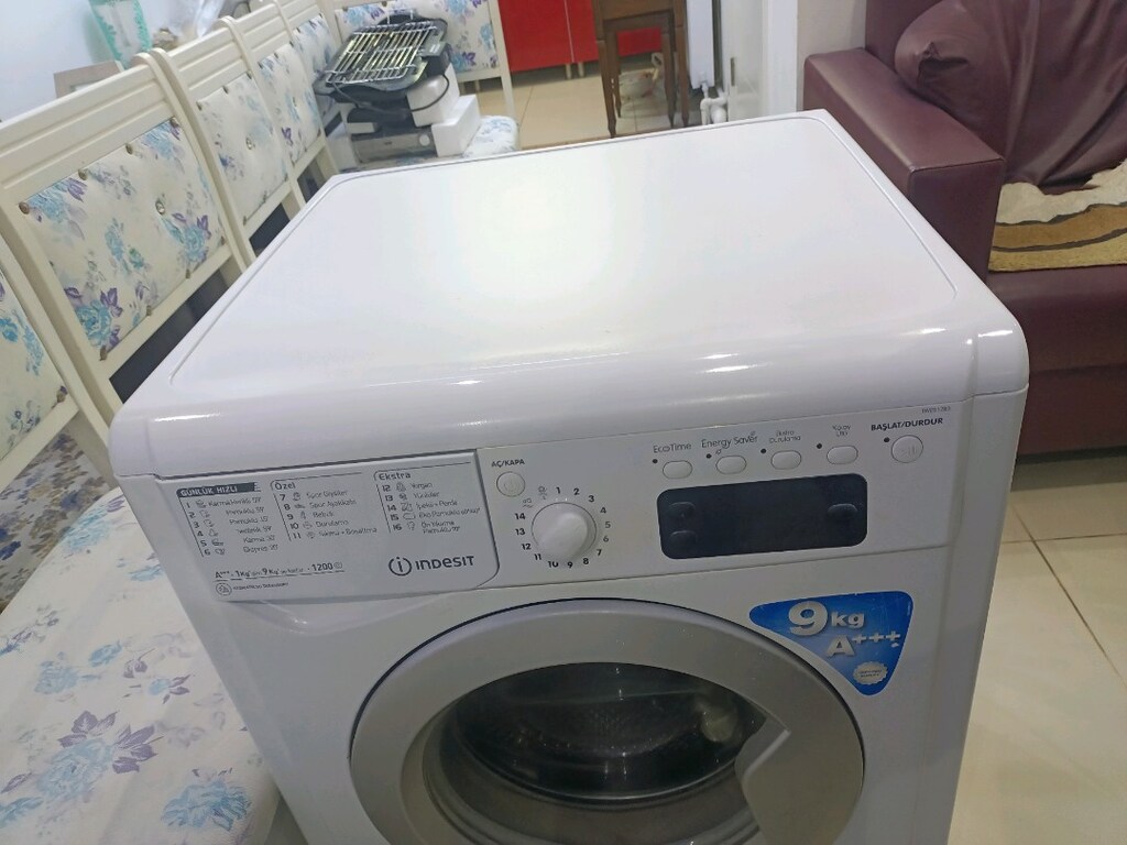 Indesit 9 kg 1200 devir yeni gibi Çamaşır Makinesi - 2
