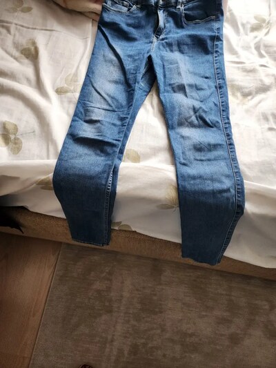 Kot pantolon rahat ve kullanışlı