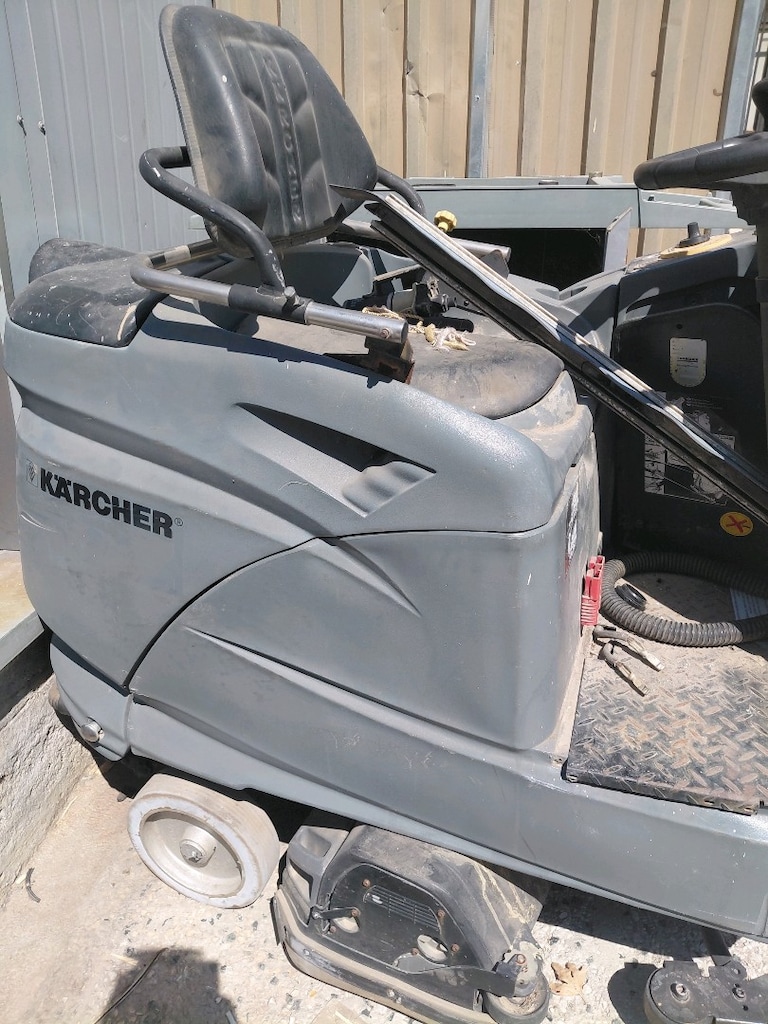 karcher binicili iç alan zemin temizleme makinesi B 140 modeli açıklam - 5