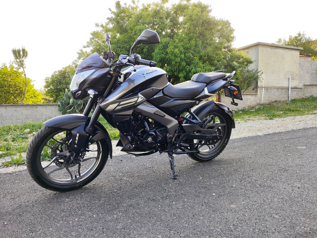 Pulsar Ns 125
