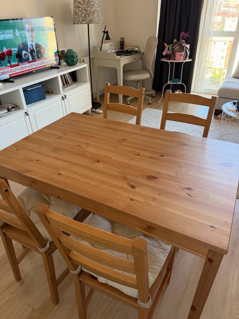 IKEA JOKKMOKK Masif Çam Yemek Masası Takımı (4 Sandalyeli)