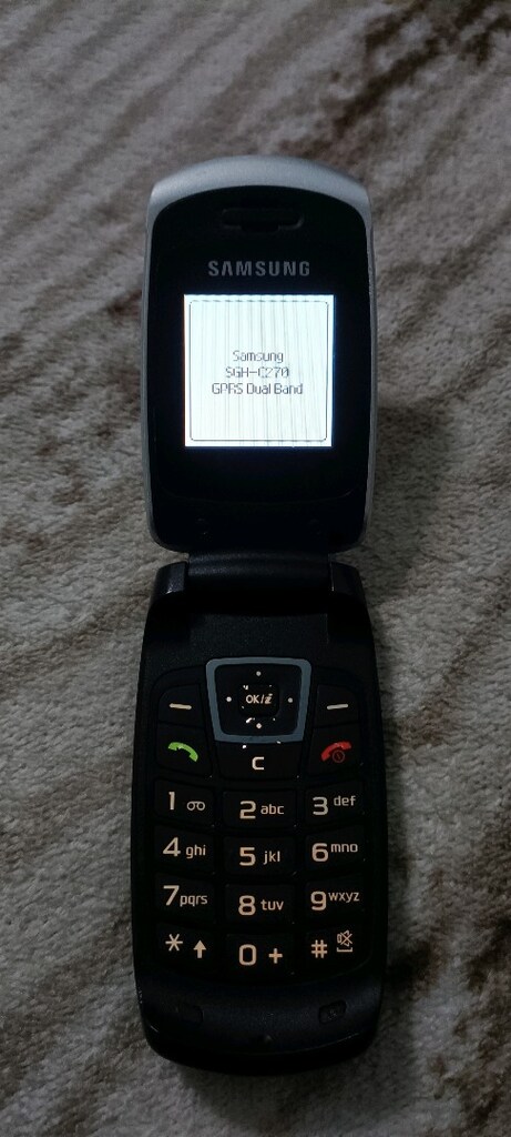 Samsung C270 kapaklı Cep Telefonu - 6