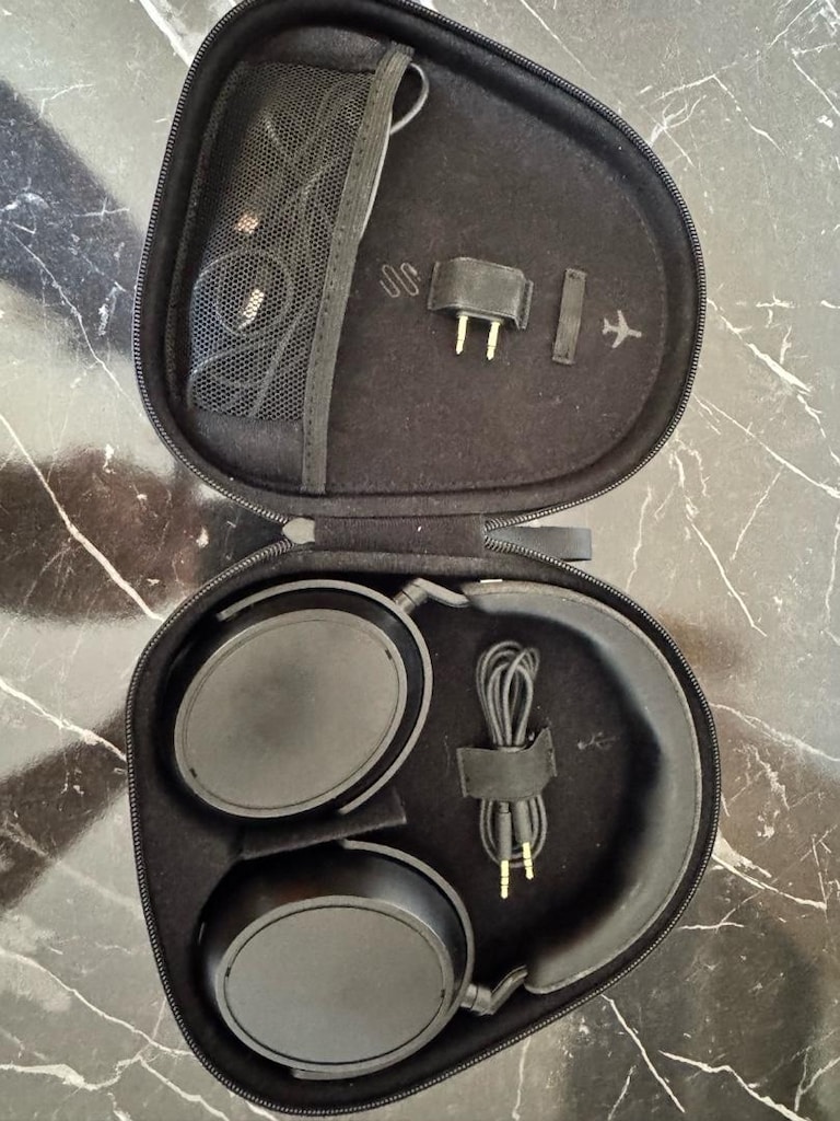 Sennheiser Momentum 4 - 3