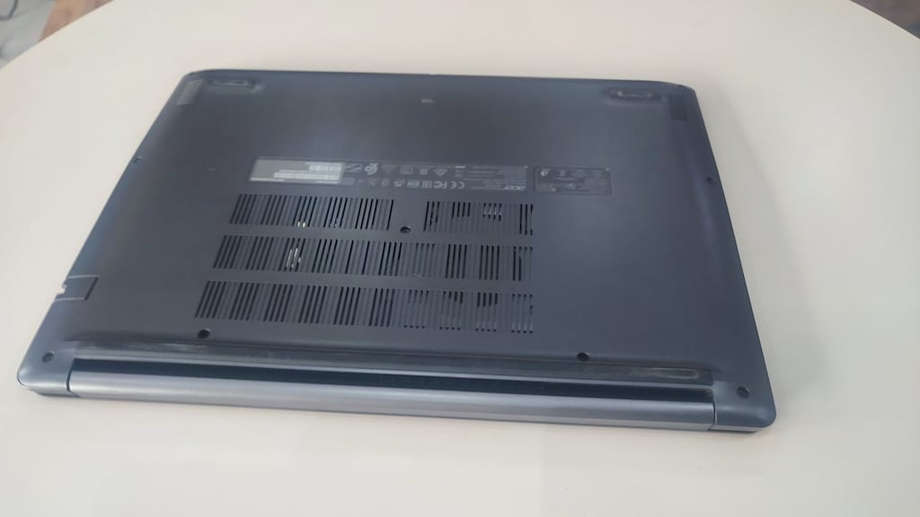 ACER LAPTOP :120 GB SSD-8GB RAM-İ3 10.NESİL İŞLEMCİ - 5