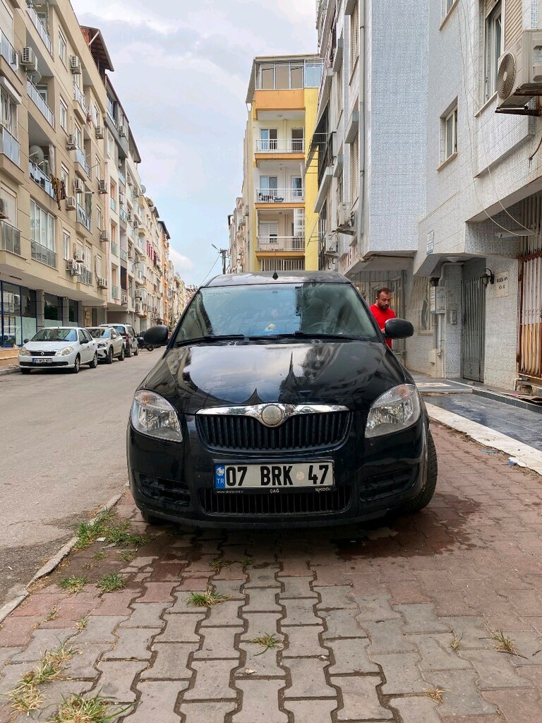 2009 model temiz roomster orjinal km - 18