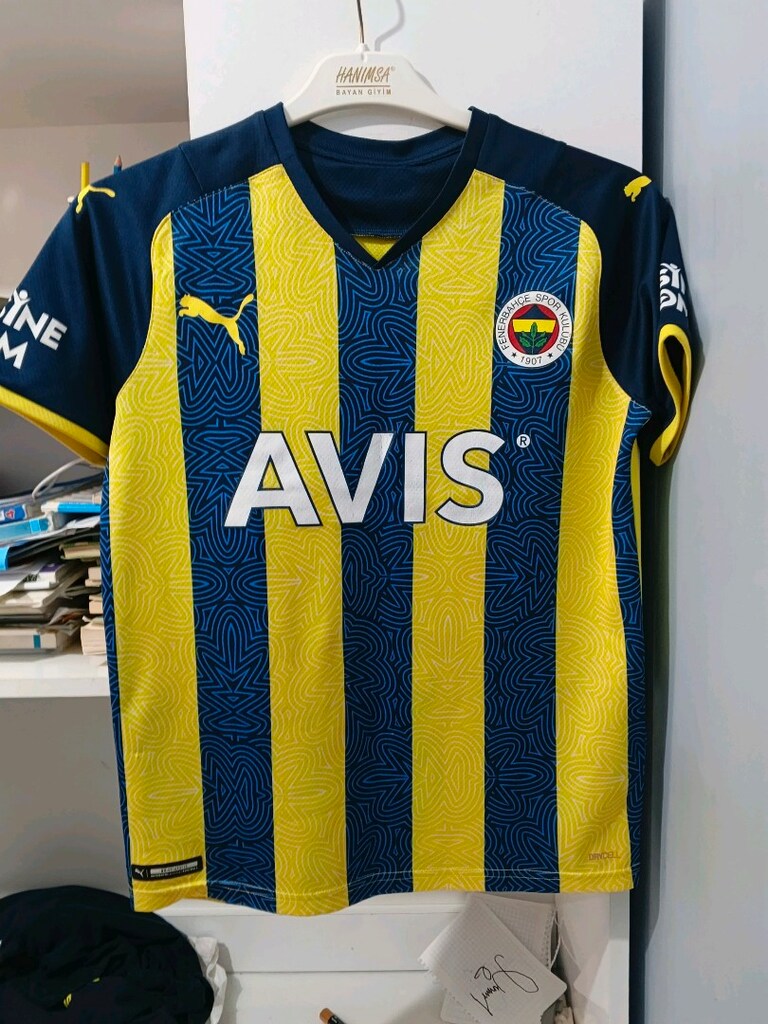 Orjinal mesut Özil forması - 3