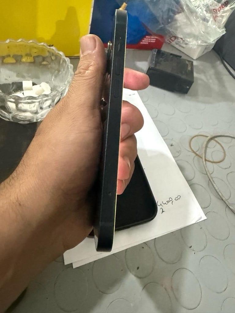İphone 13 128 pil 90 full orjinal 1,5 yıl açık - 4