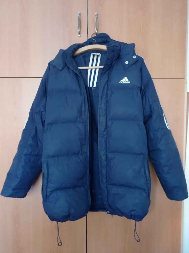 Adidas "Gerçek Kaz Tüyü" mont kaban kapüşonlu