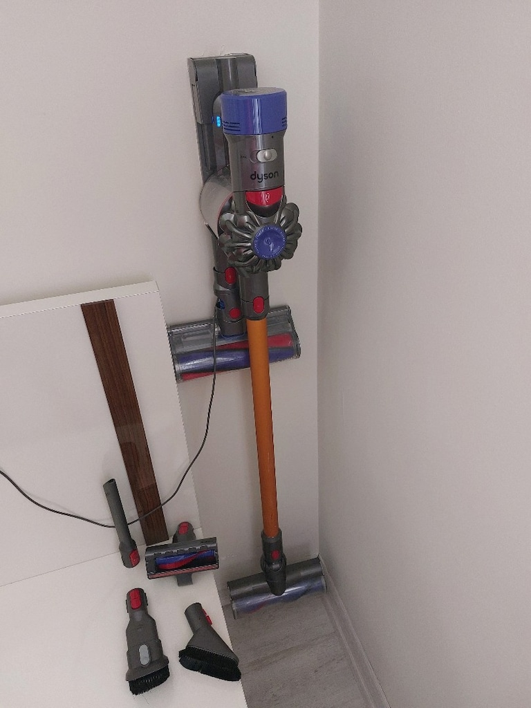 Dyson V8 Absolute Dikey Süpürge - 2