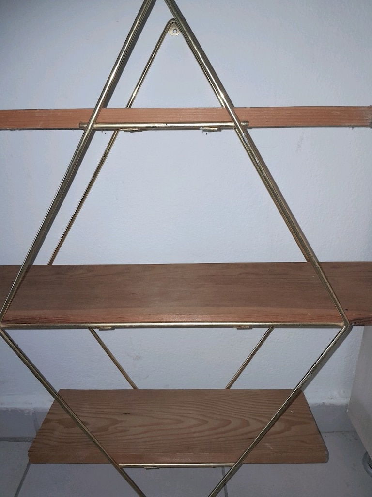 duvar rafi - 2