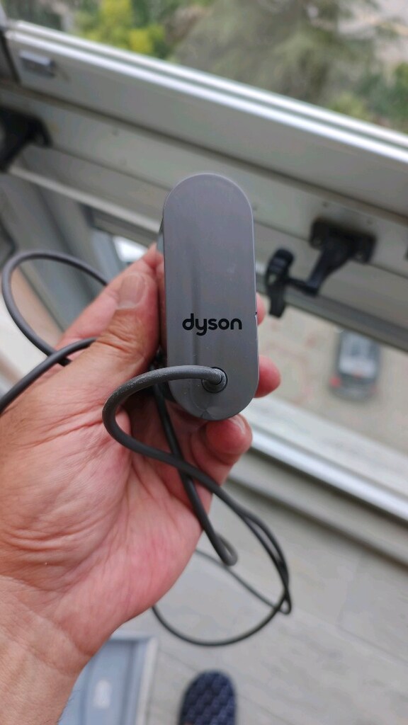 Dyson orjinal şarj aleti - 3