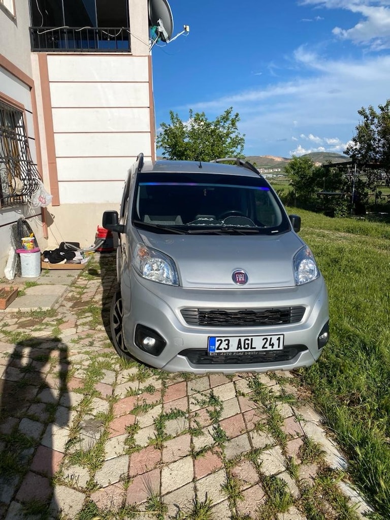 OTOMOBİL RUHSATLI TEMİZ AİLE ARACI - 2