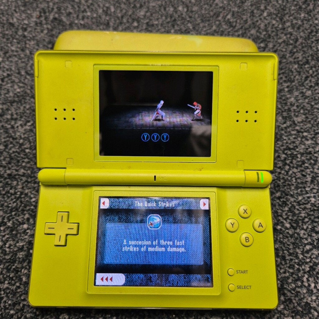 Nintendo DS Lite Lime Green + Hard Case - 11