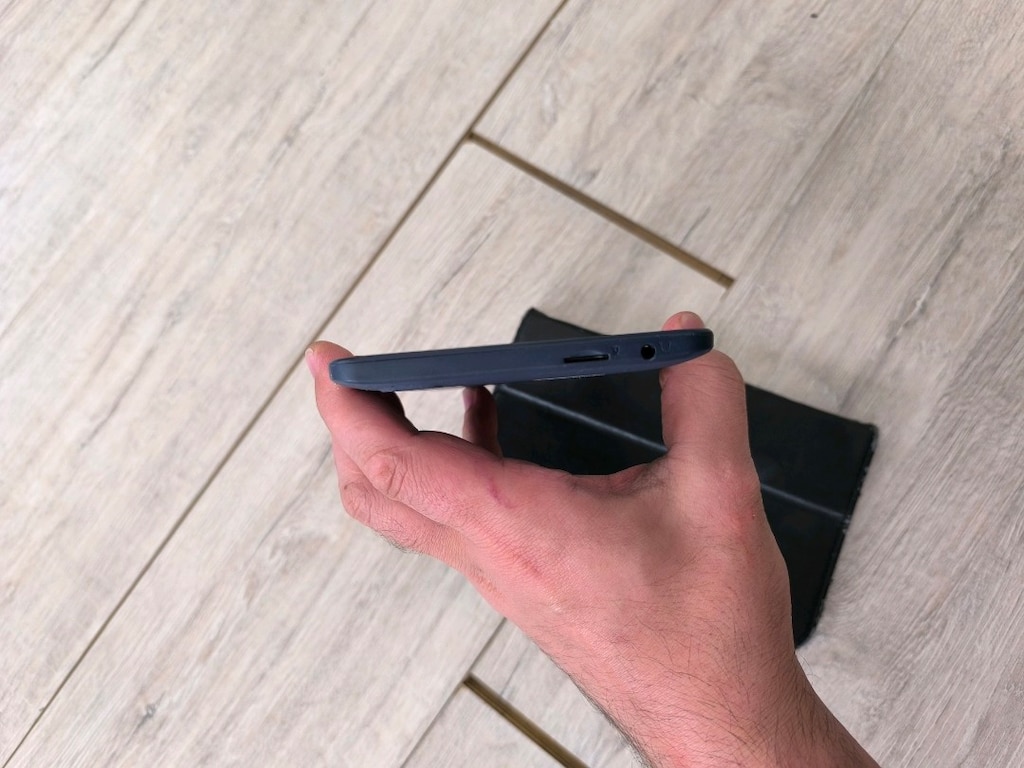 Hometech Tablet - 4
