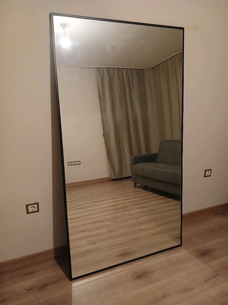 Büyük Ayna