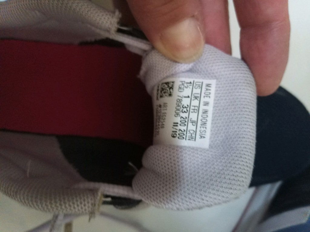 adidas orjinal spor ayakkabı 33 no detay açıklamada - 6
