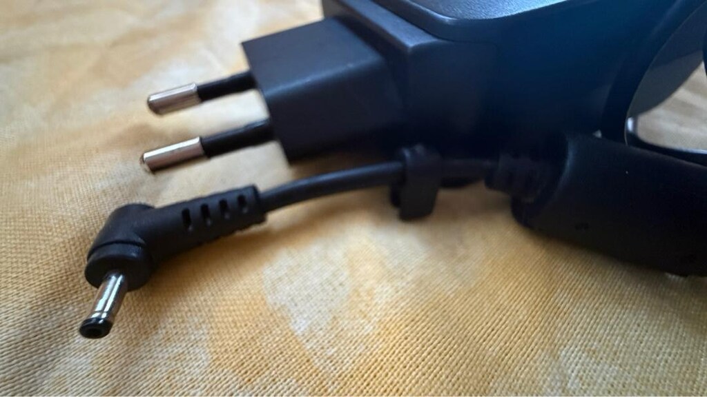 ASUS EXA1004EH (19V 1.58A) Orijinal Netbook ince uçlu adaptör - 10