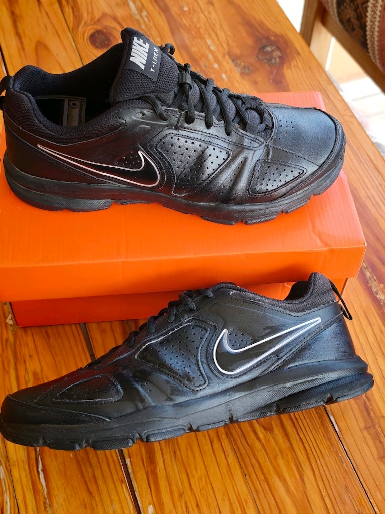 Nike T-lite Orjinal sıfır gibi üründür spor salonu içinde giyildi - 9