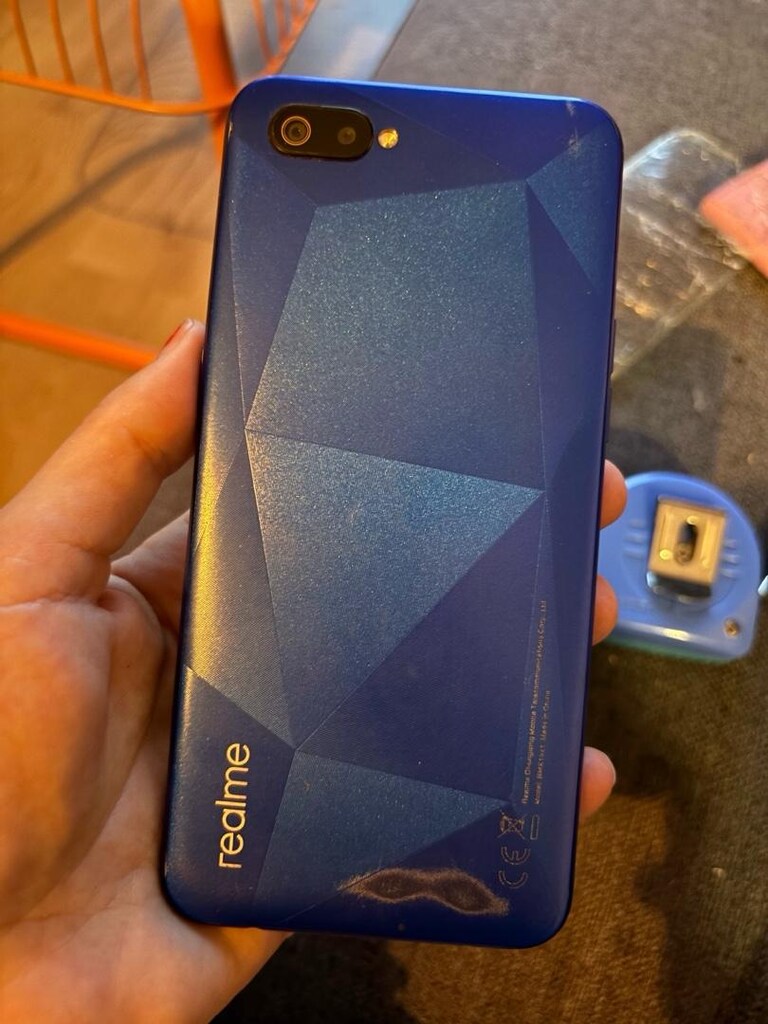 realme C2 cep telefonu - 2