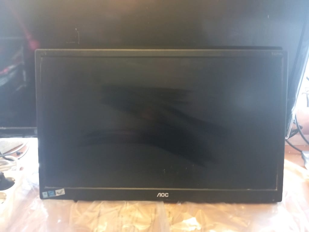 AOC 22 inç monitör - 2