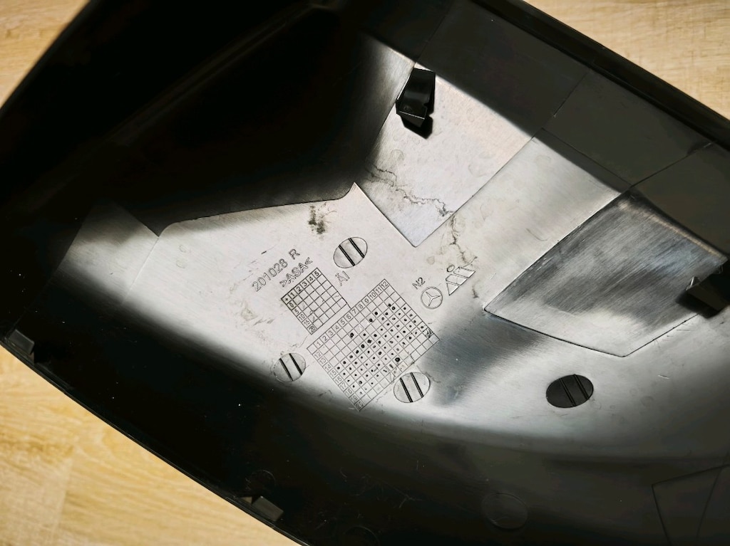 mercedes W447 sağ ayna kabı - 8