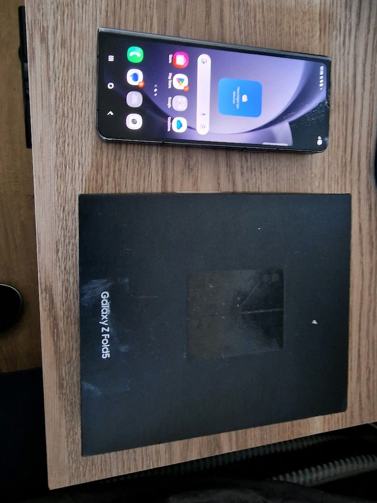 samsung z fold 5 orjinal 512gb iç ekran hasarlı dış ekran çatlak y.d - 2