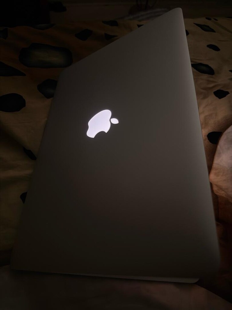 1 YIL GARANTİLİ MACBOOK AİR 2017 SIFIR AYARINDA PİL DEVİR SADECE 85 - 9