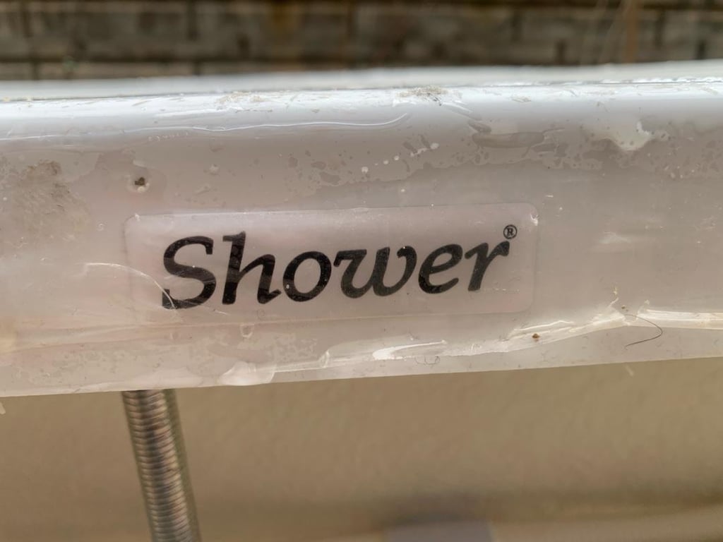 shower jakuzi