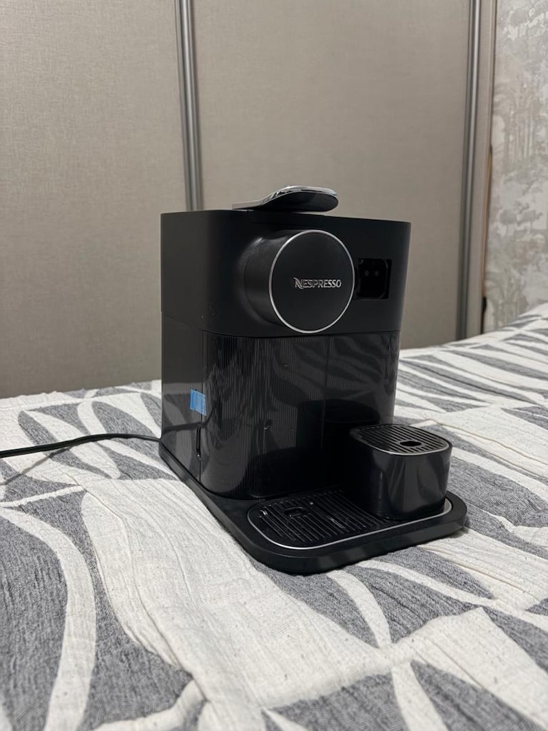 NESPRESSO FS541 KAHVE MAKİNASI SİYAH - 4