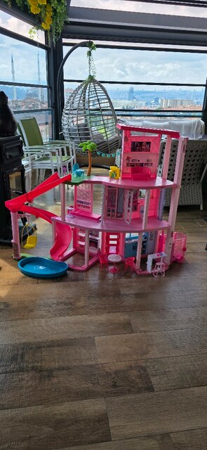barbie rüya evi