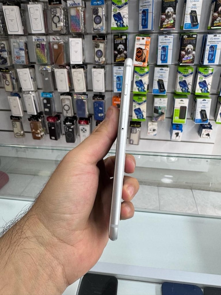 İPHONE 8 PLUS 64 GB HATASIZ TERTEMİZ - 5