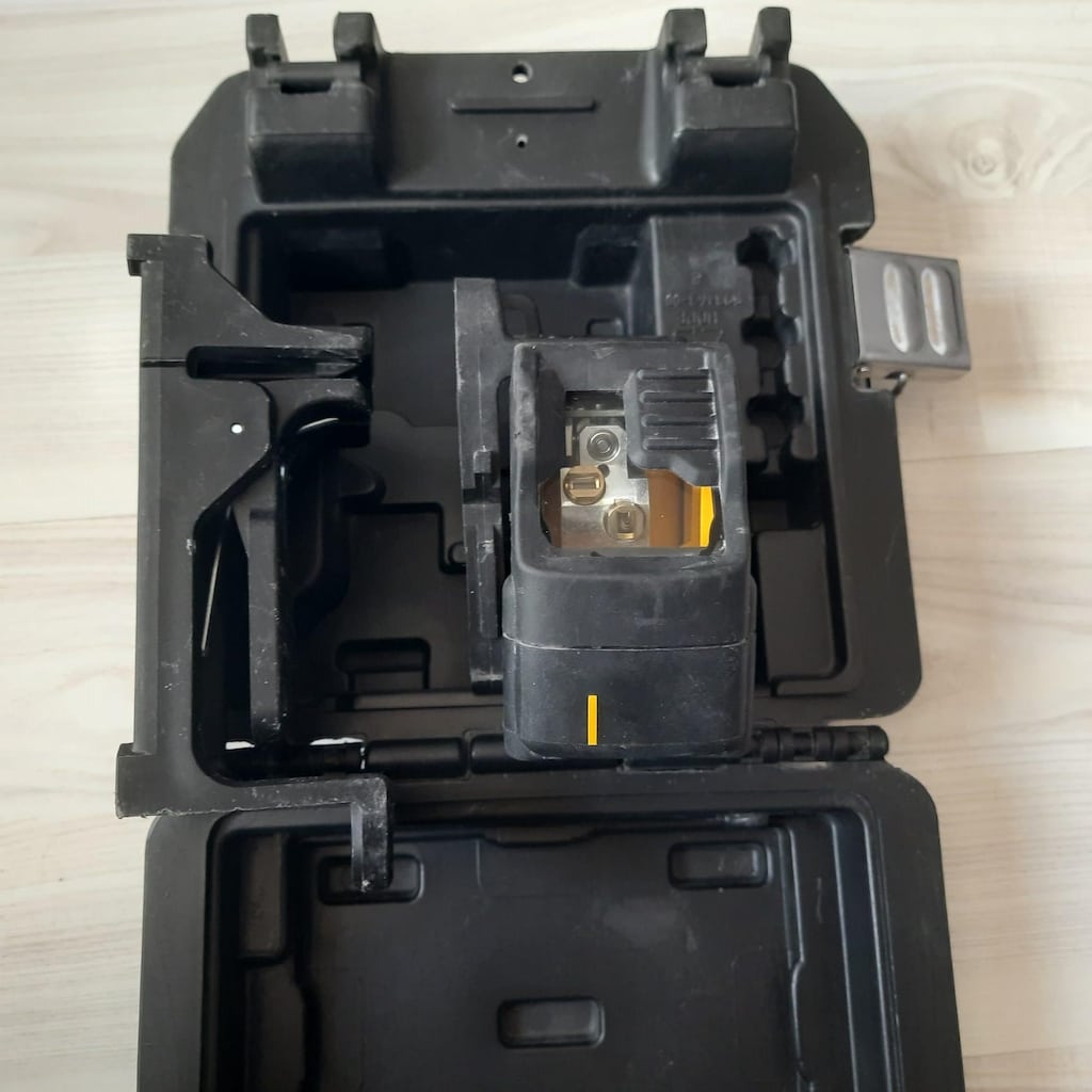 ORJİNAL DEWALT LAZER TERAZİ YEŞİL IŞIK - 5
