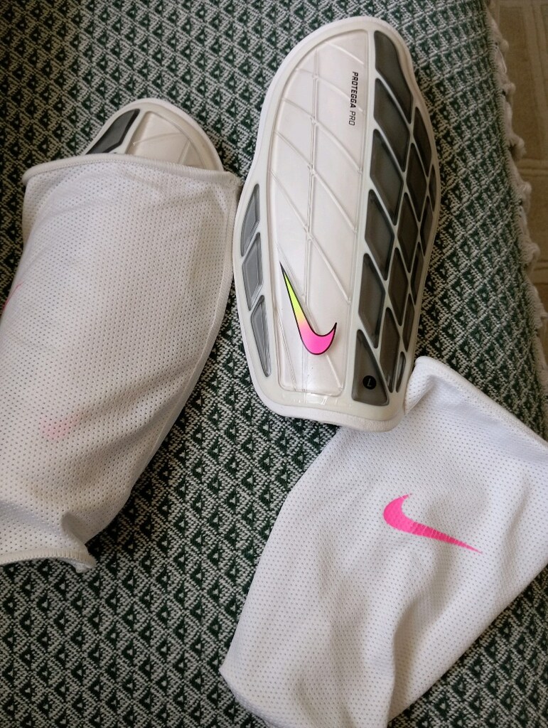 Nike tekmelik - 3