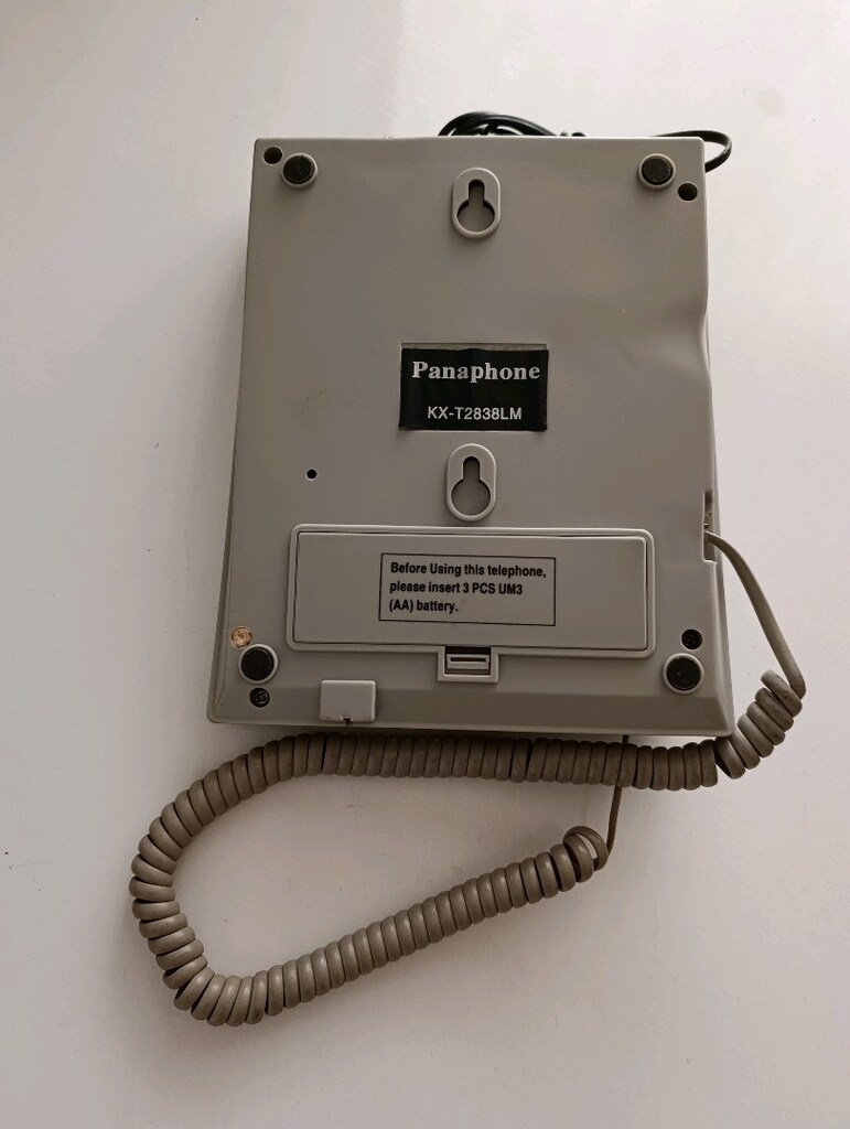 EV VE BÜRO TELEFON U TERTEMİZ SORUNSUZ ÇALIŞIYOR VEYA DEKOR İÇİN UYGUN - 5