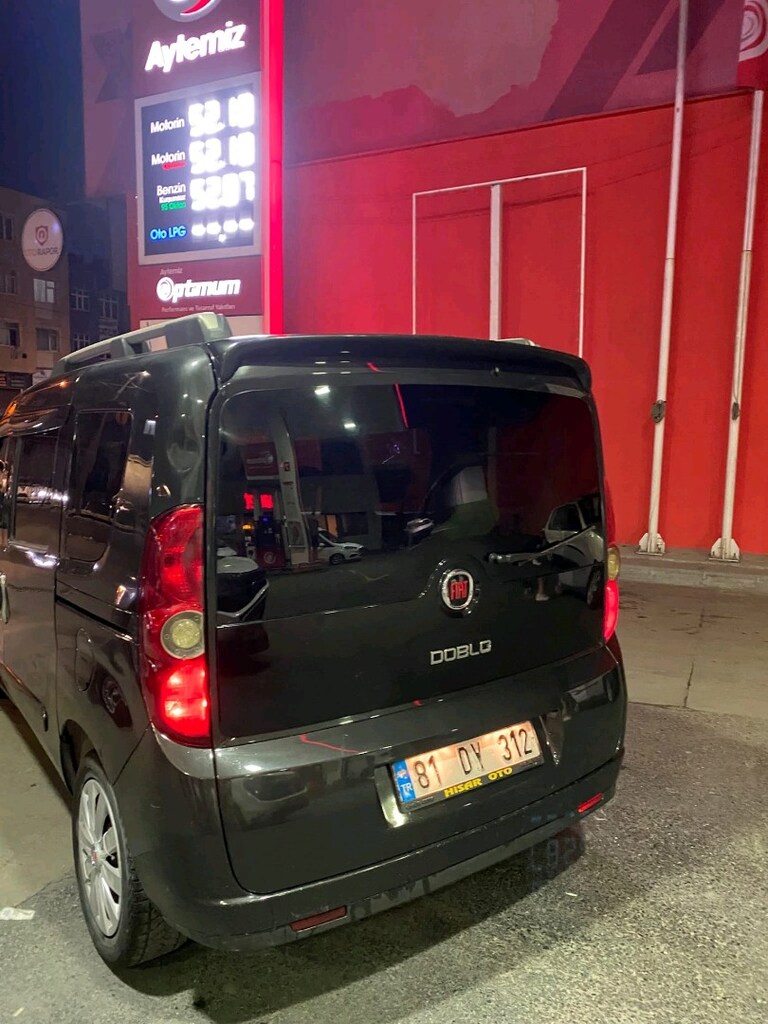 Doblo 1.6 m.jet elegance - 4