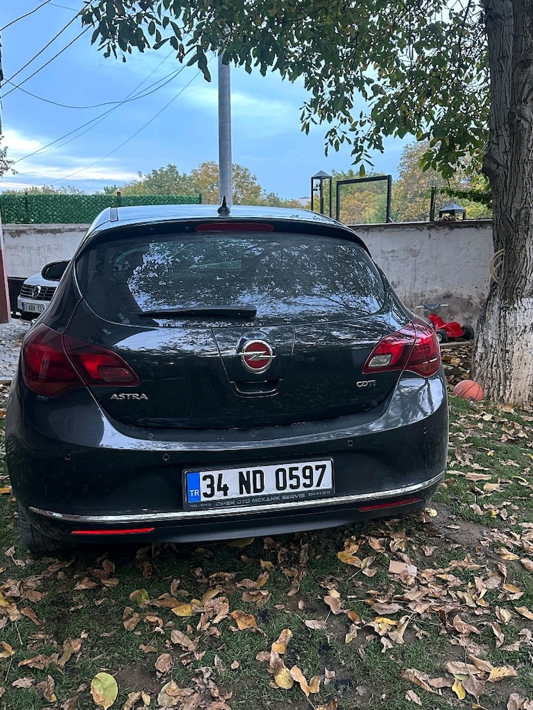 MASRAFSIZ & TRİGERİ YENİ! 136 BİN KM ASTRA J SPORT - 2