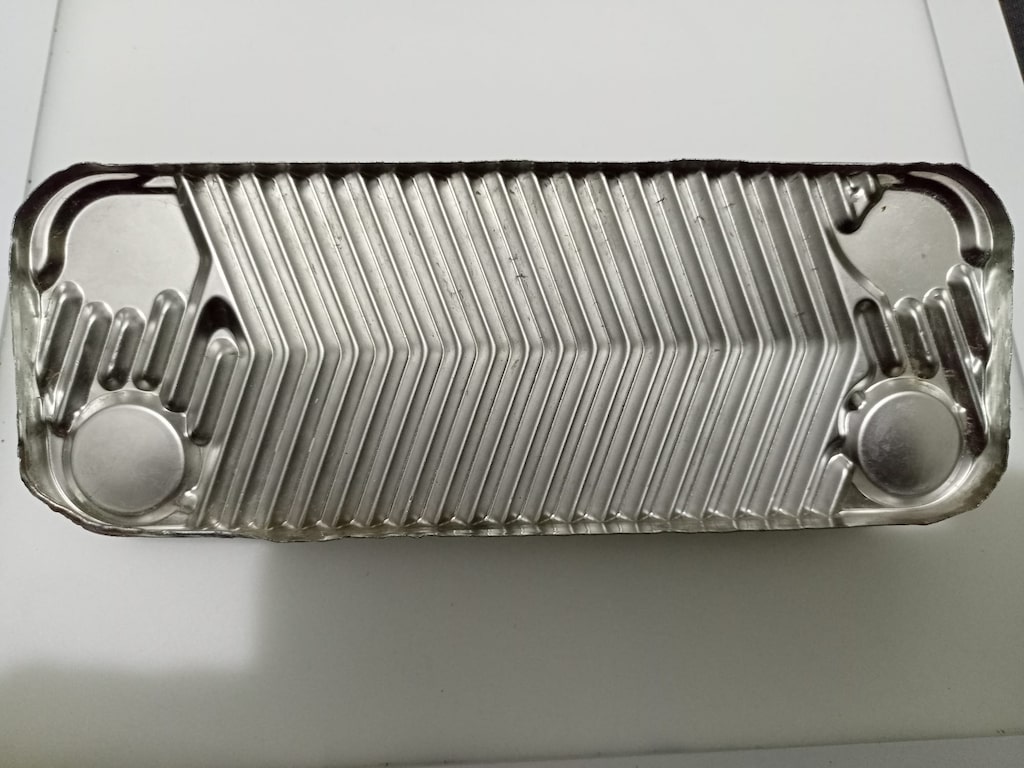 E.C.A / Baymak / Airfel Uyumlu 160mm 10 Plaka Orijinal Eşanjör - 4