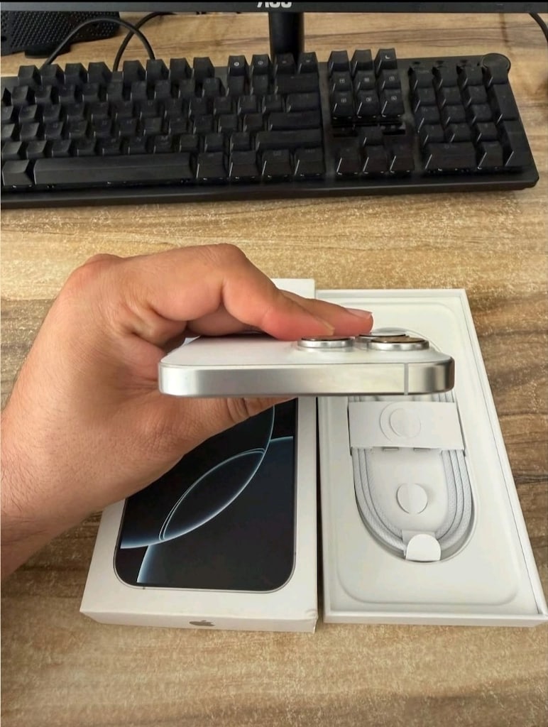 TR İPHONE 16 PRO MAX 512GB NOKTA HATASIZ HEPSİBURADADAN FATURALI - 4