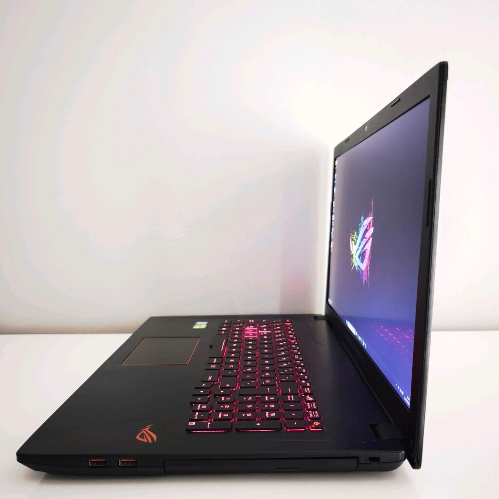 ASUS GAMİNG / 17.3" BÜYÜK EKRAN / 1 TB HDD+SSD / 16 RAM / İ7 İŞLEMCİLi - 2