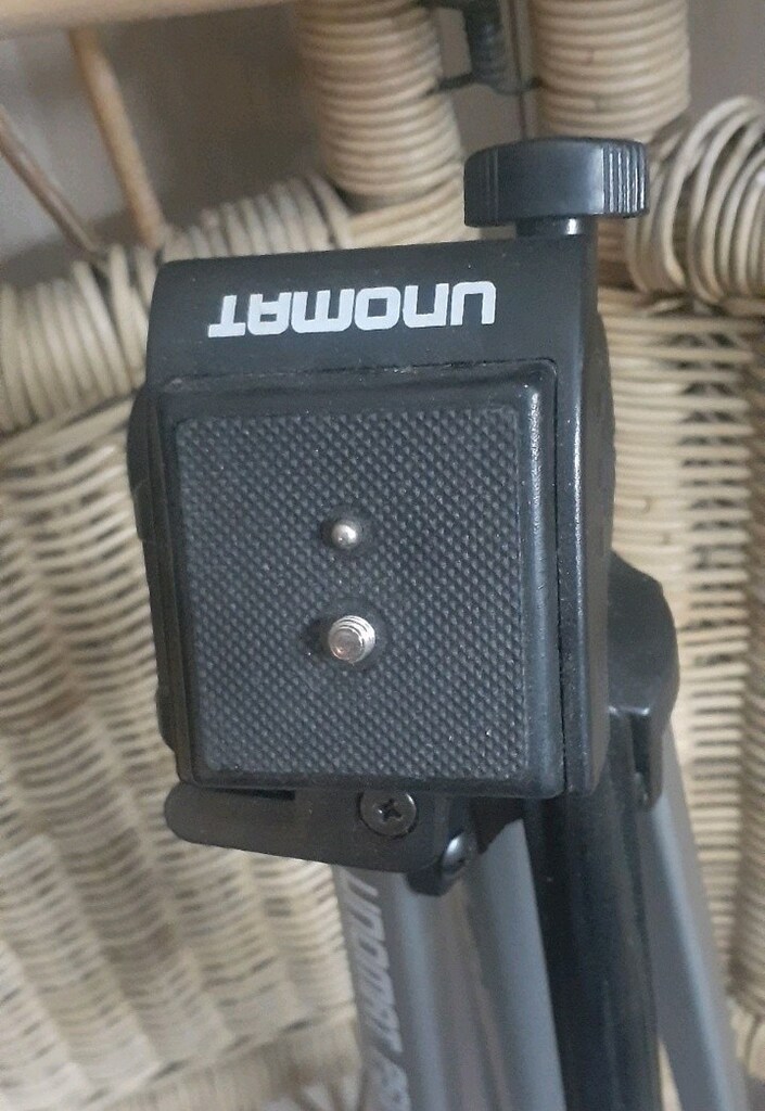 Unomad Tripod - 2