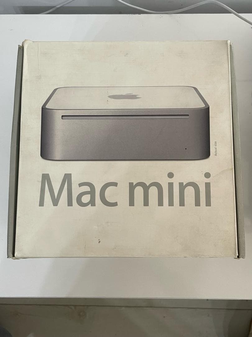 Kutulu Retro Apple Mac mini G4 (1.25GHz / 512MB RAM / 40GB HDD)