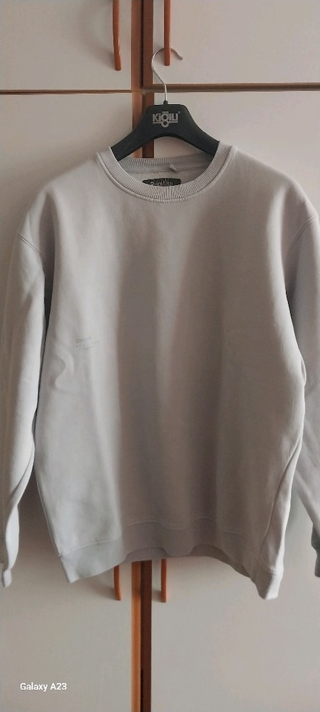 Bershka sweatshirt L beden