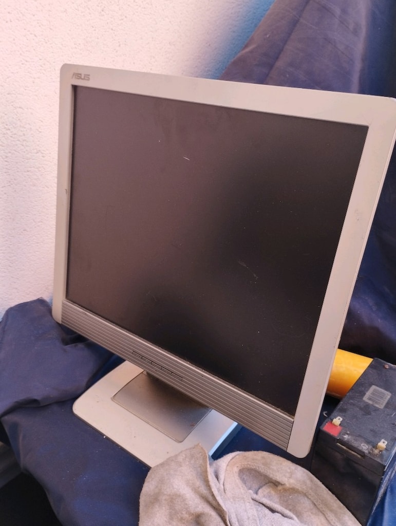 monitör adet fiyatı sağlam çalışıyor - 3