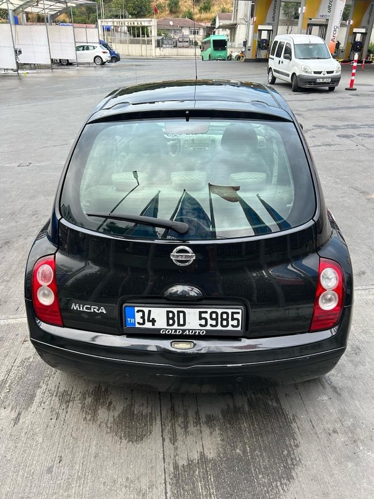 Nissan micra 2007 - 10