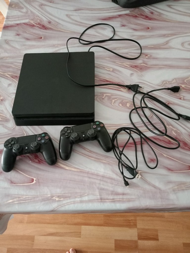 satılık sony PlayStation 4 - 4