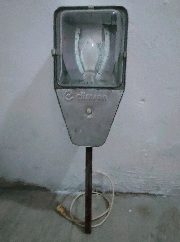 seyyar projektör.125w - 3