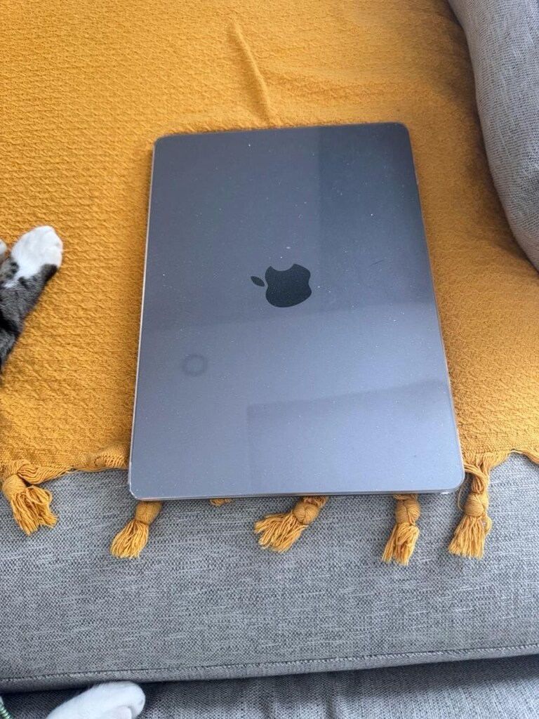 Apple MacBook Air M2 - 3
