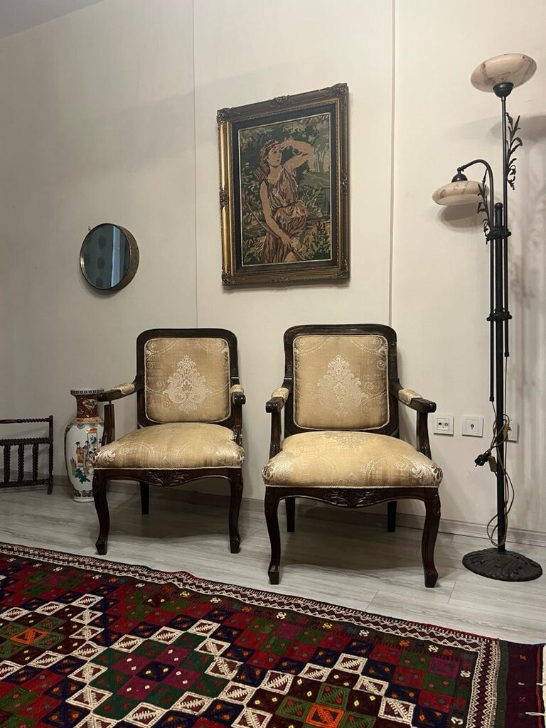 Antika Ceviz Çift Berjer - 3