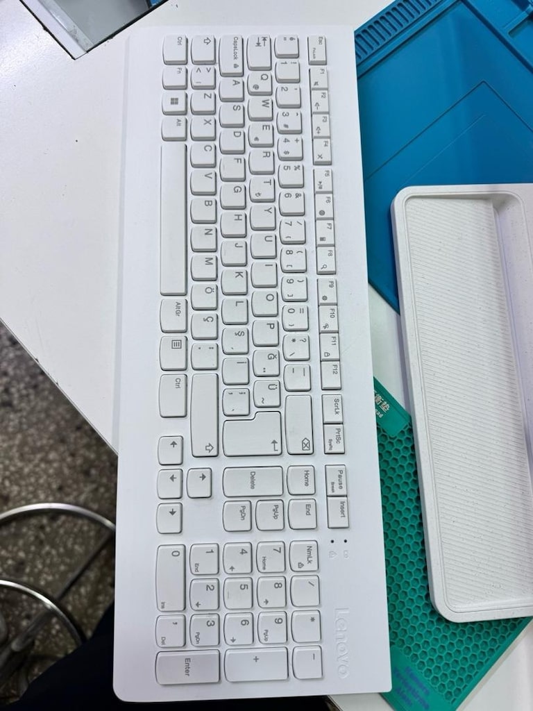 LENOVO ALL İN ONE PC - 6
